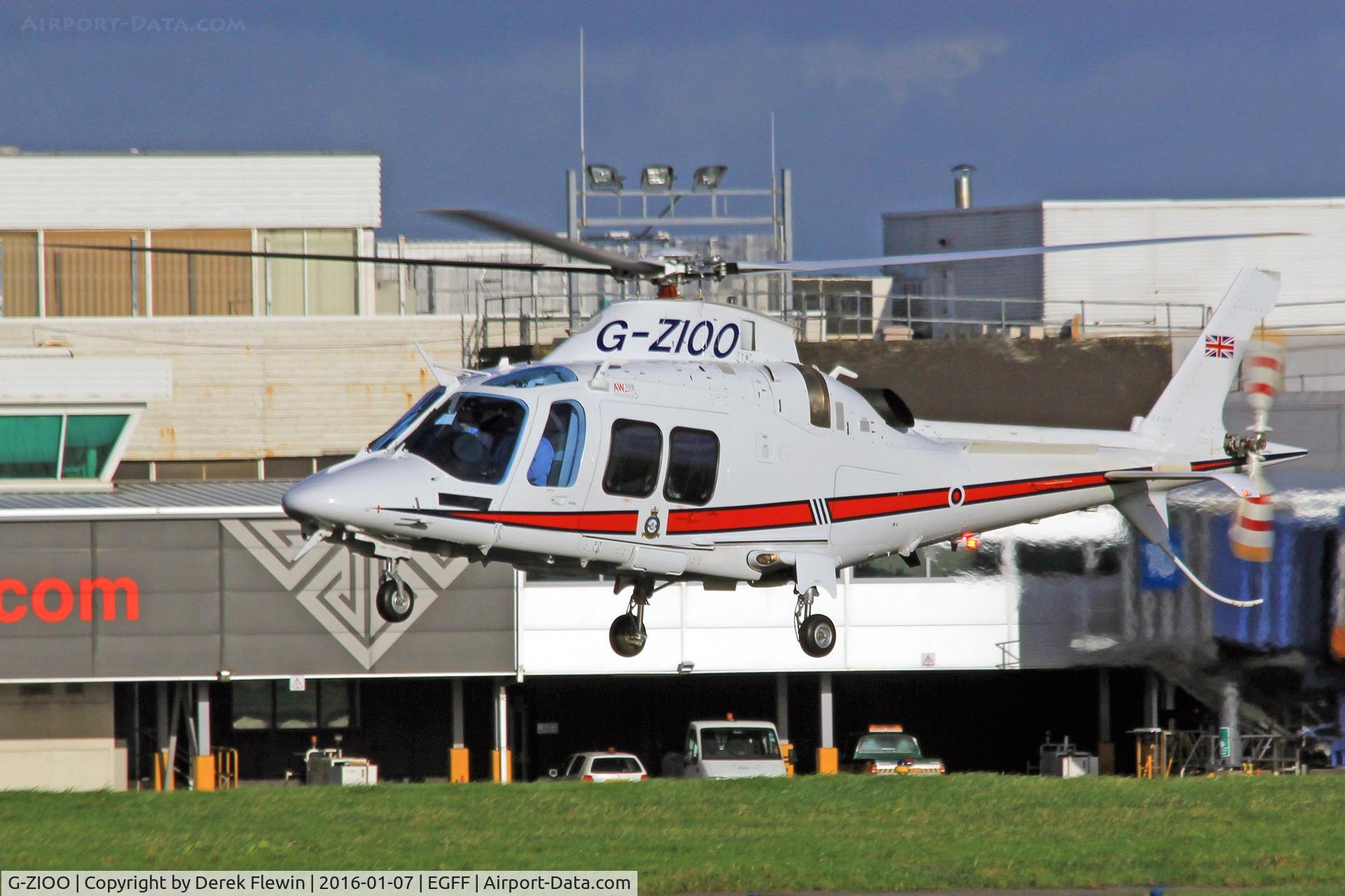 G-ZIOO, 2015 AgustaWestland AW-109SP Grand New C/N 22347, Grand New, RAF Northolt based, No. 32 (The Royal) Squadron, callsign Kitty 96, previously I-PTFP, seen letting down.