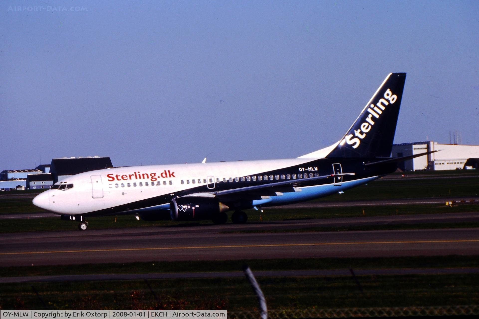 OY-MLW, 1999 Boeing 737-73S C/N 29078, OY-MLW in CPH MAY06