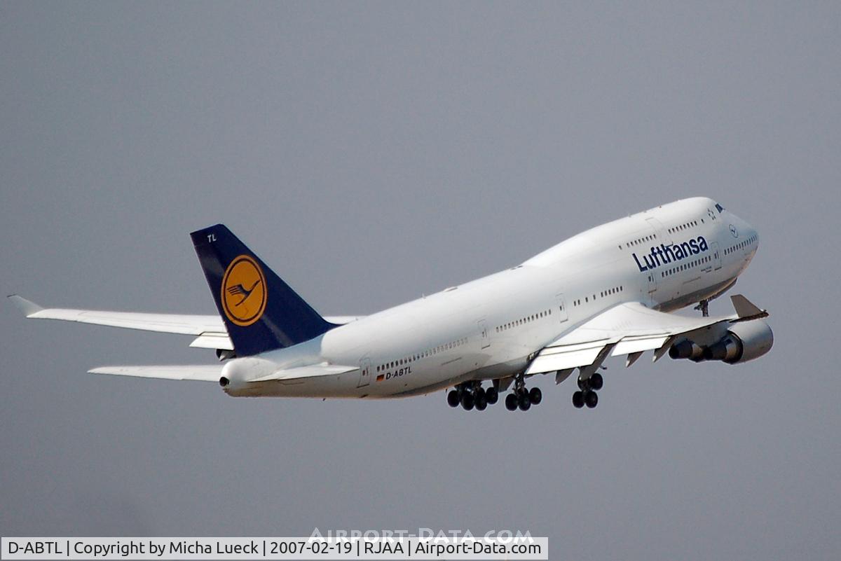D-ABTL, 2002 Boeing 747-430 C/N 29872, At Narita
