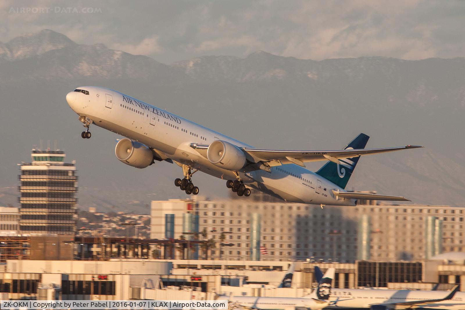 ZK-OKM, 2010 Boeing 777-306/ER C/N 38405, Westcoast 2015