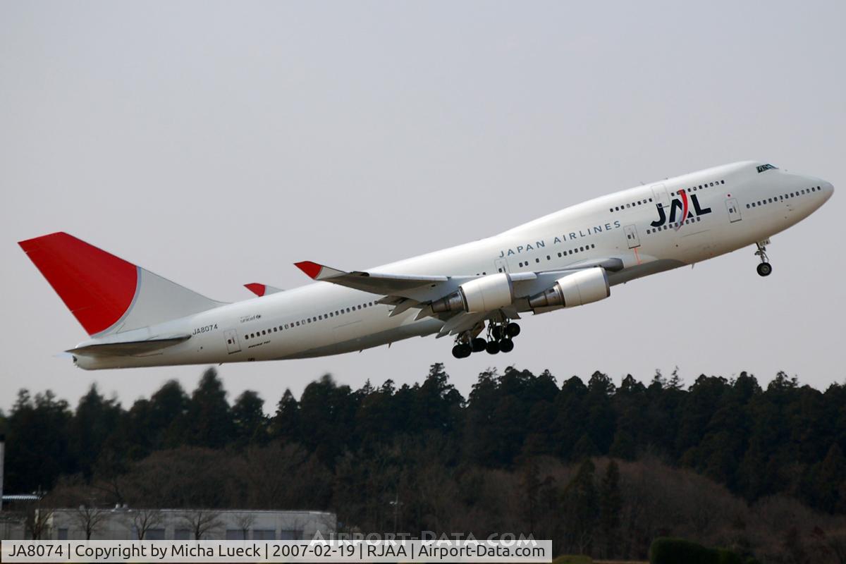 JA8074, 1990 Boeing 747-446 C/N 24426, At Narita