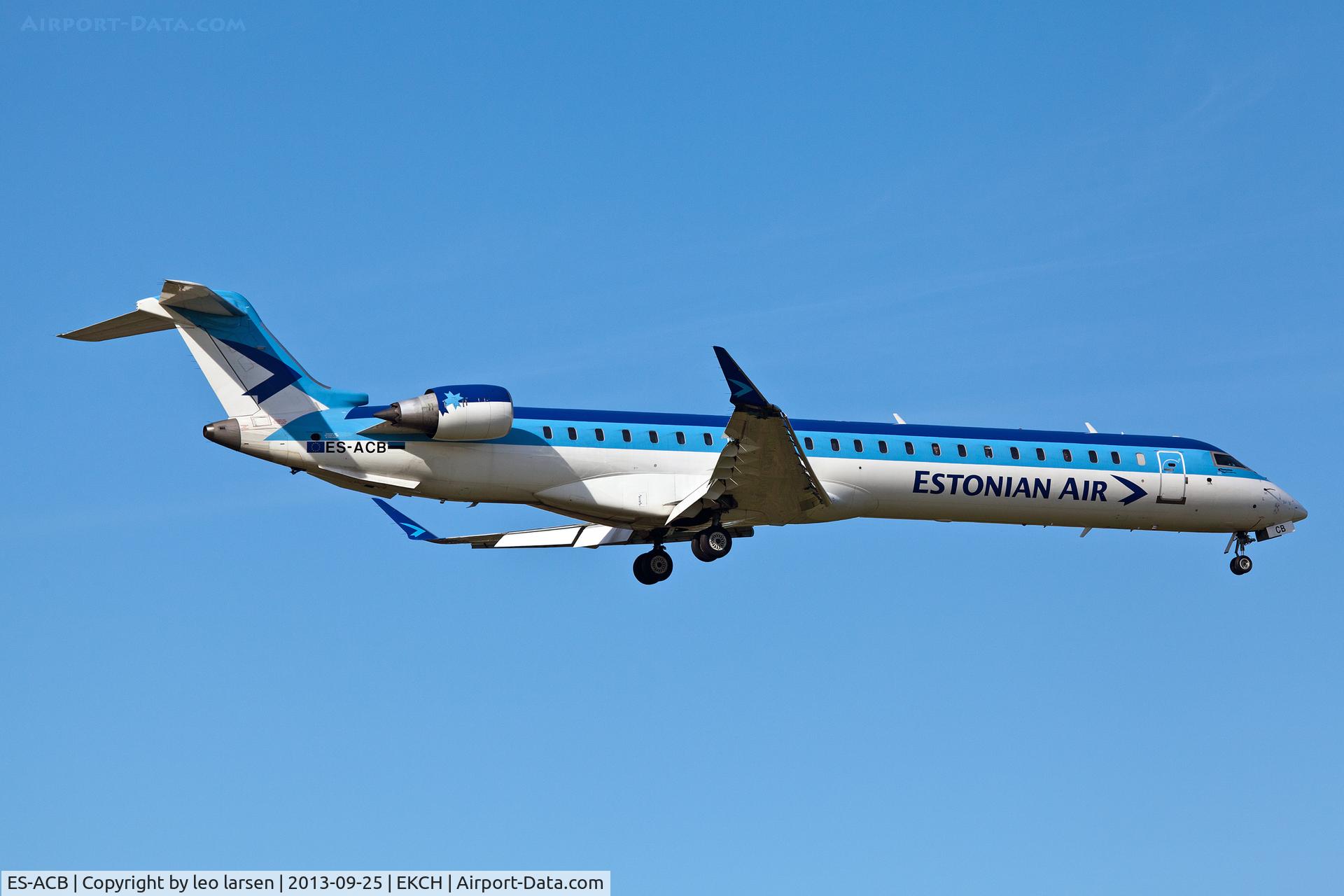 ES-ACB, 2010 Bombardier CRJ-900ER (CL-600-2D24) C/N 15261, Copenhagen 25.9.13