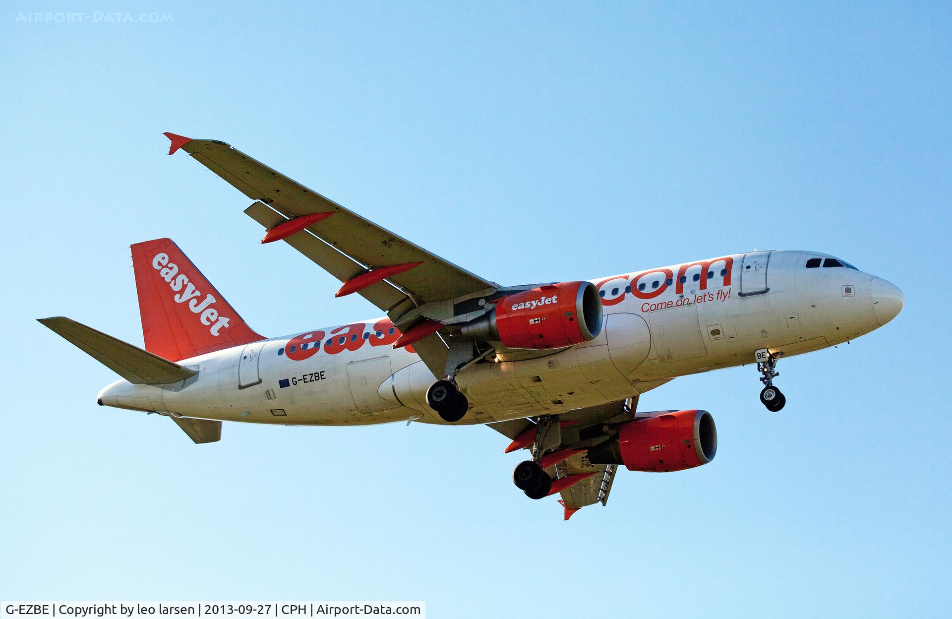 G-EZBE, 2006 Airbus A319-111 C/N 2884, Copenhagen 27.9.13