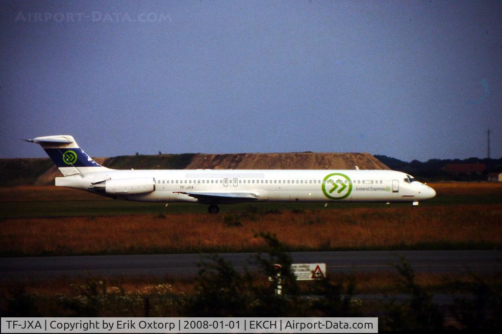 TF-JXA, 1987 McDonnell Douglas MD-82 (DC-9-82) C/N 49555, TF-JXA in CPH JUN05