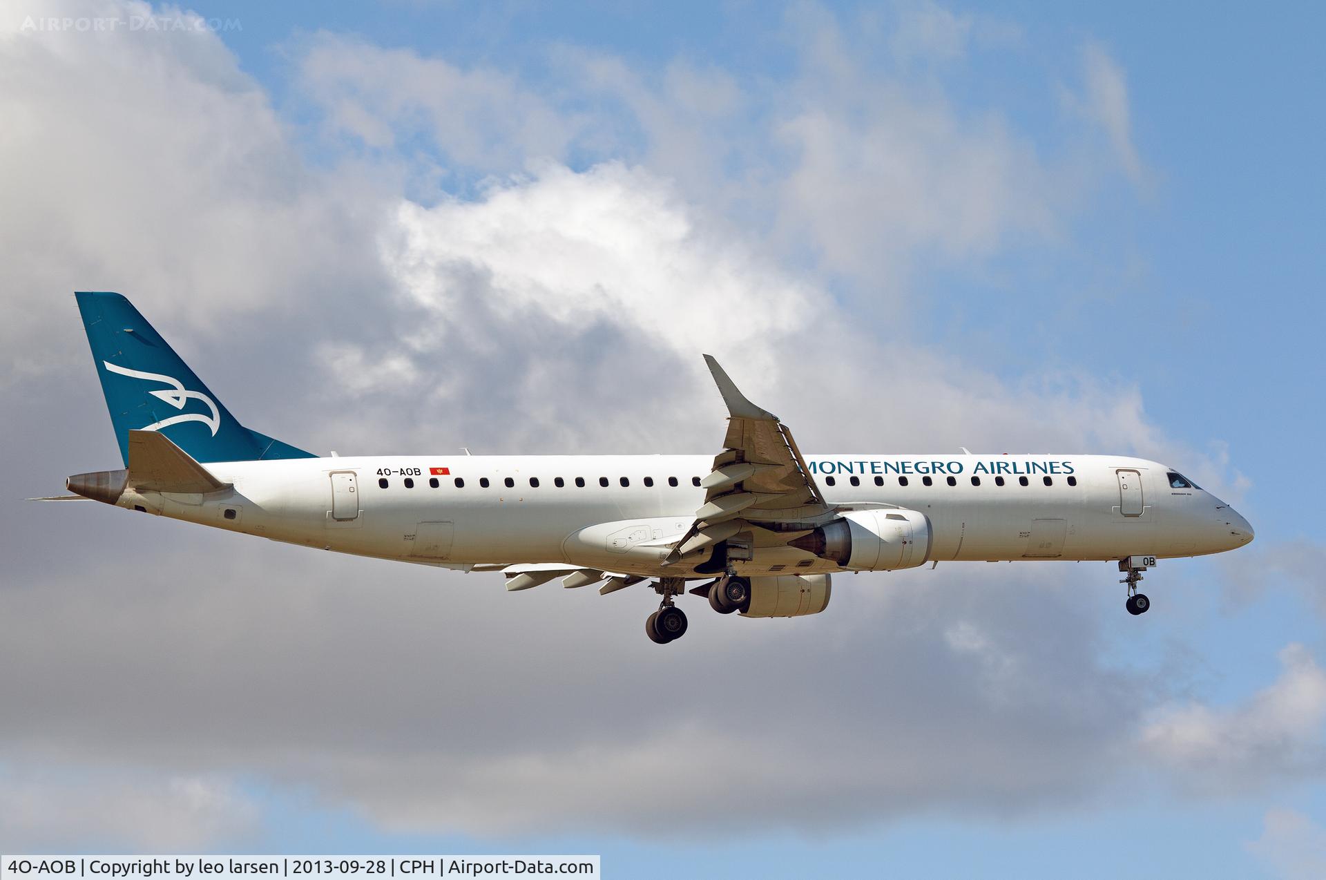 4O-AOB, 2009 Embraer 195LR (ERJ-190-200LR) C/N 19000283, Copenhagen 28.9.13