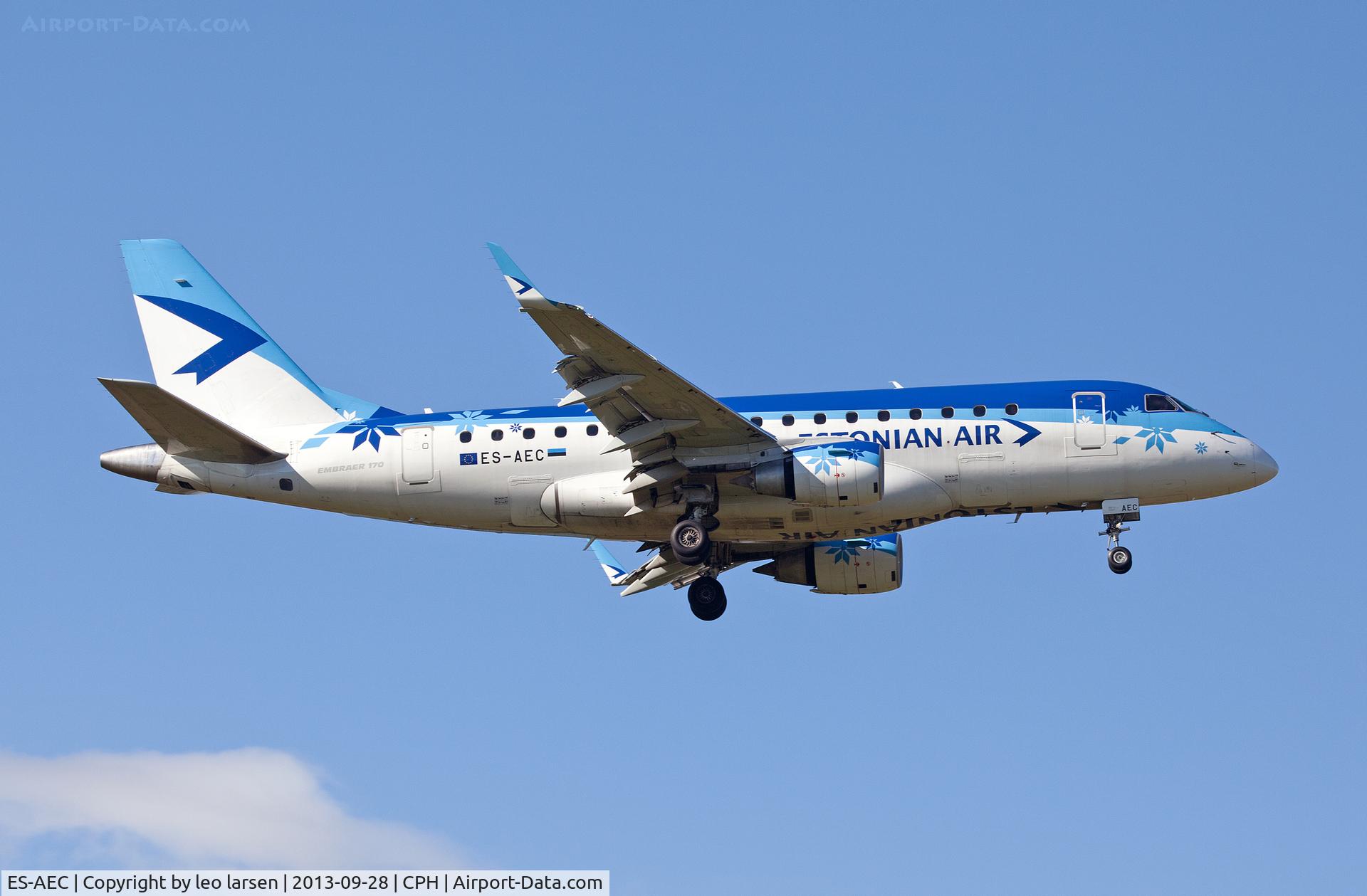 ES-AEC, 2005 Embraer 170LR (ERJ-170-100LR) C/N 17000107, Copenhagen 28.9.13