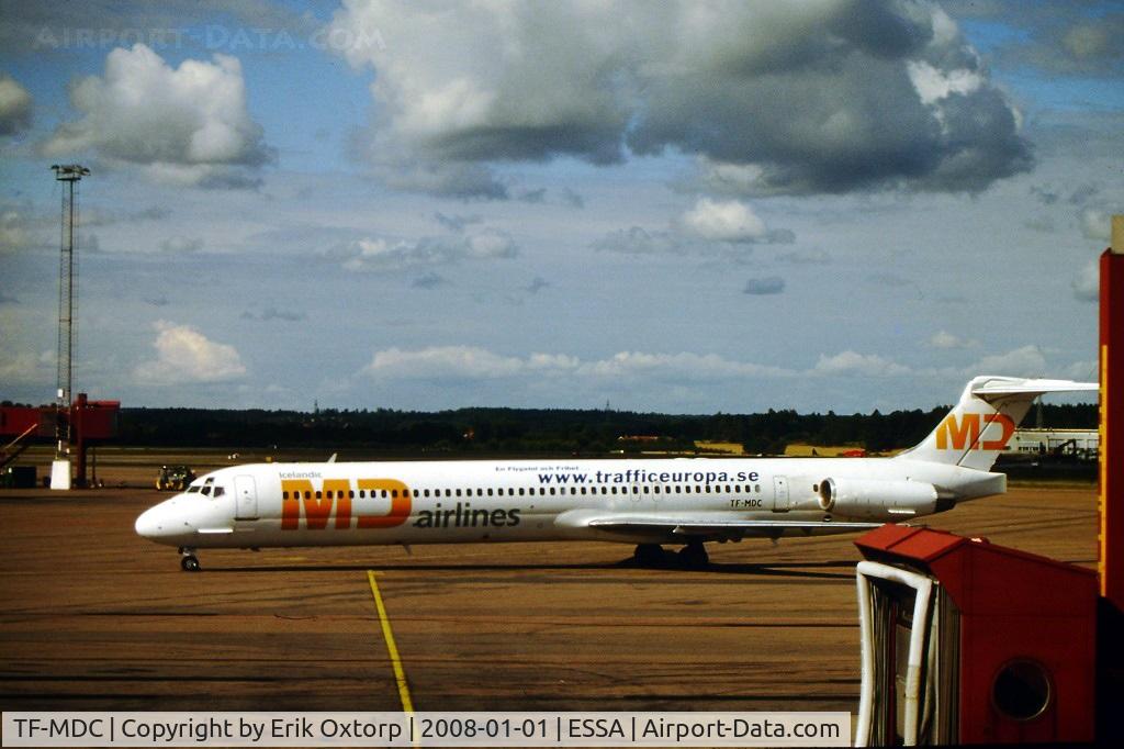TF-MDC, 1990 McDonnell Douglas MD-83 (DC-9-83) C/N 53014, TF-MDC in ARN AUG02