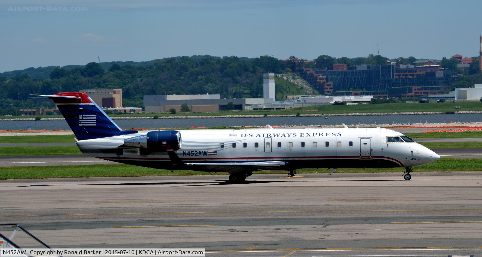 N452AW, 2003 Bombardier CRJ-200LR (CL-600-2B19) C/N 7835, Taxi National
