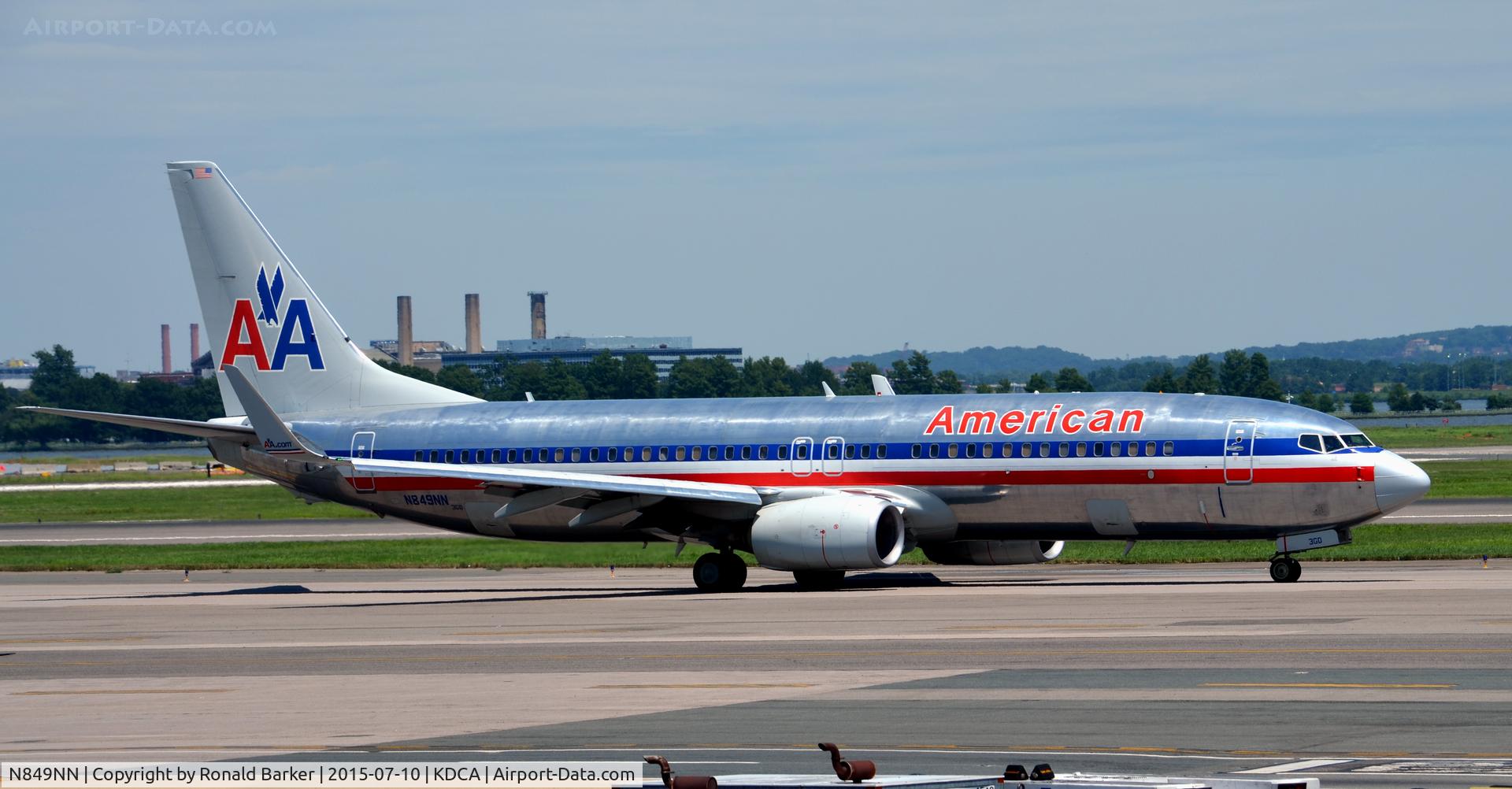 N849NN, Boeing 737-823 C/N 33213, Taxi for takeoff National