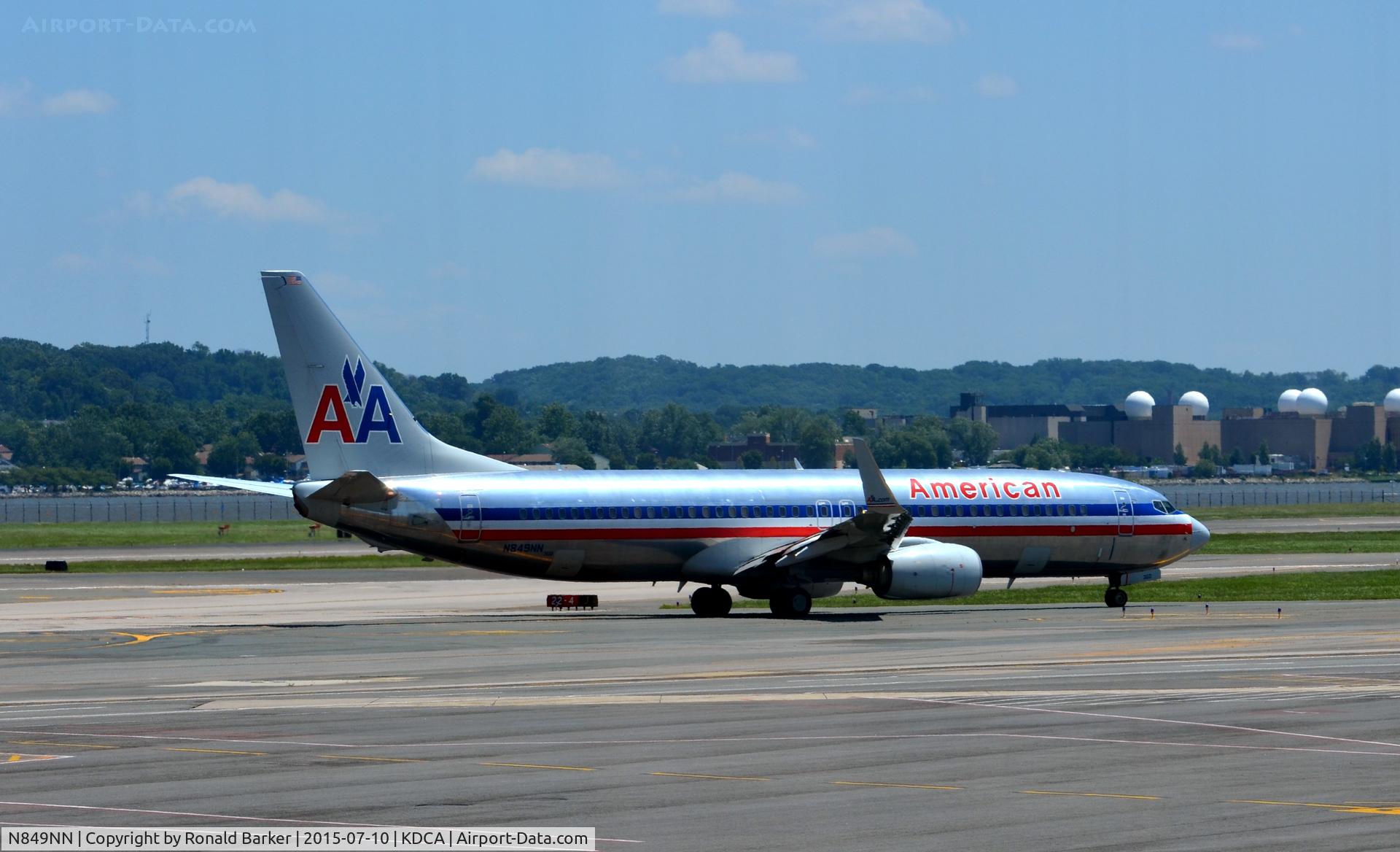 N849NN, Boeing 737-823 C/N 33213, Taxi National