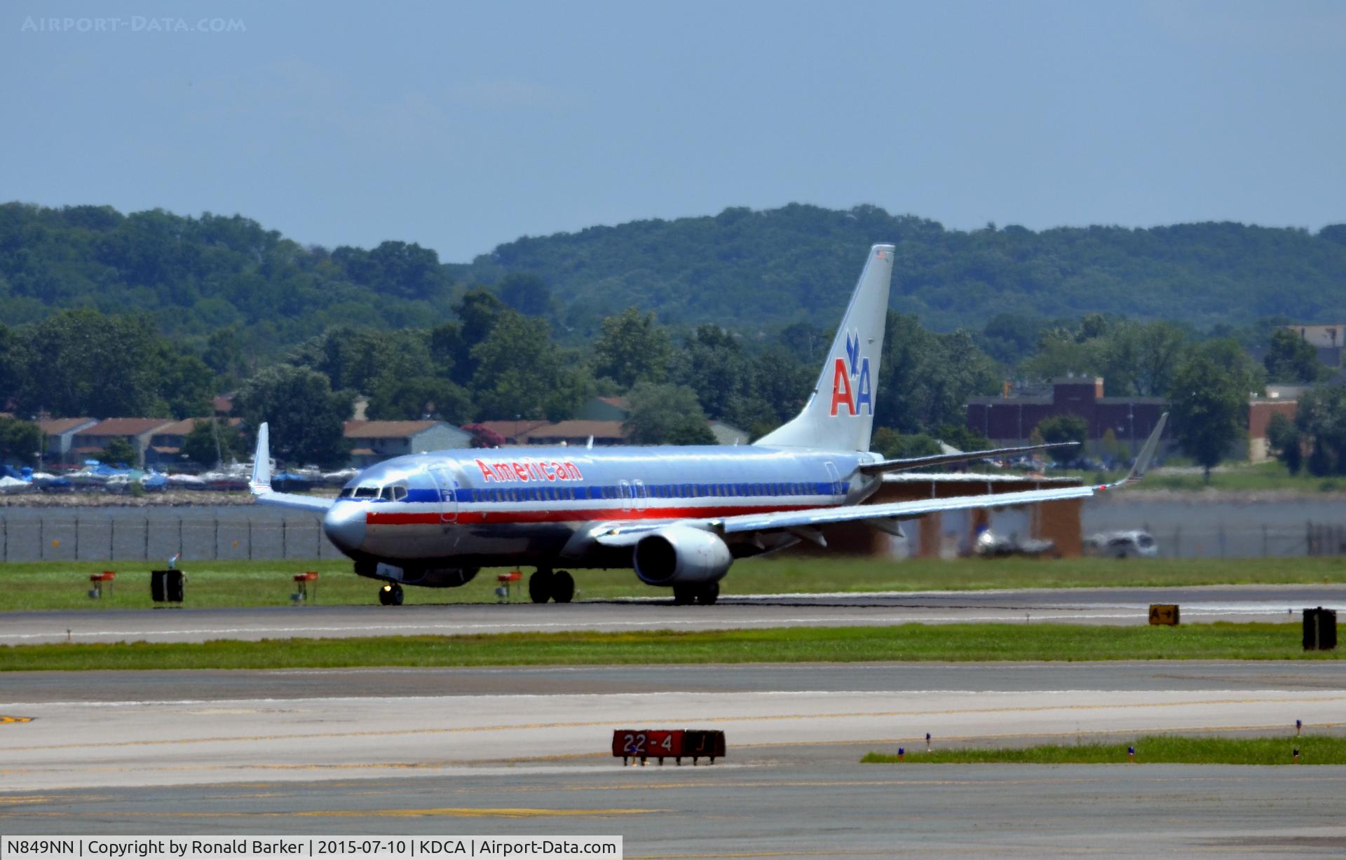 N849NN, Boeing 737-823 C/N 33213, Start takeoff National