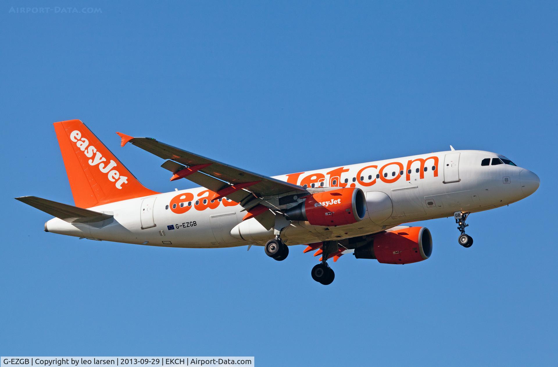 G-EZGB, 2010 Airbus A319-111 C/N 4437, Copenhagen 29.9.13