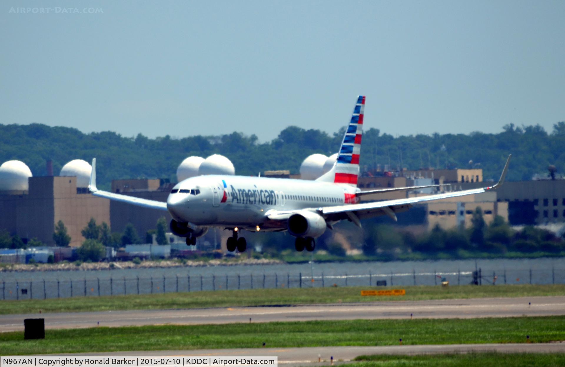 N967AN, 2001 Boeing 737-823 C/N 29545, Landing National