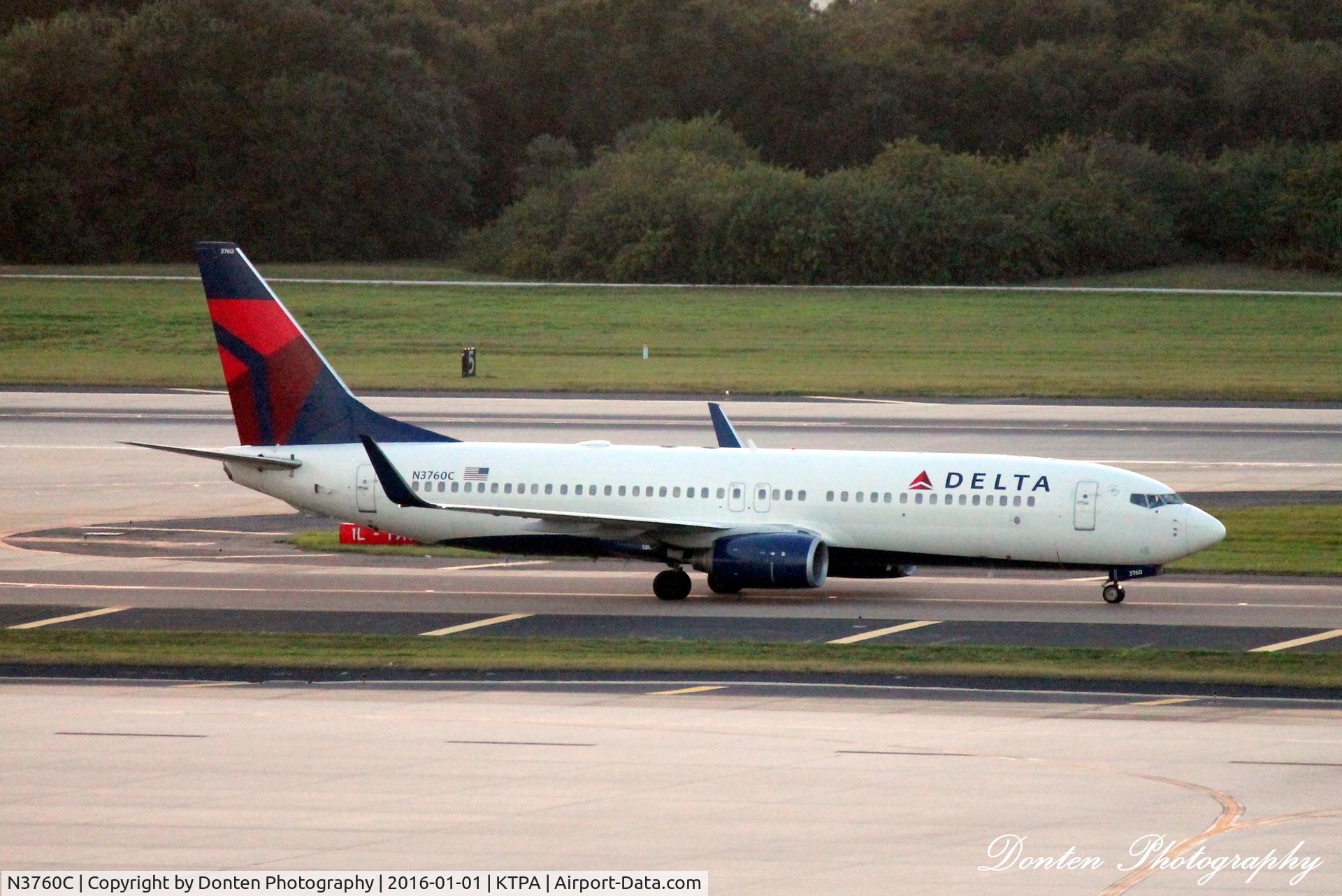 N3760C, 2001 Boeing 737-832 C/N 30816, Delta Flight 1558 (N3760C) arrives at Tampa International Airport following flight from Los Angeles International Airport