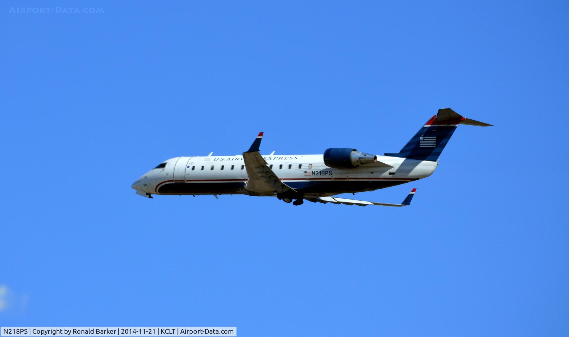 N218PS, 2003 Bombardier CRJ-200ER (CL-600-2B19) C/N 7885, Takeoff CLT