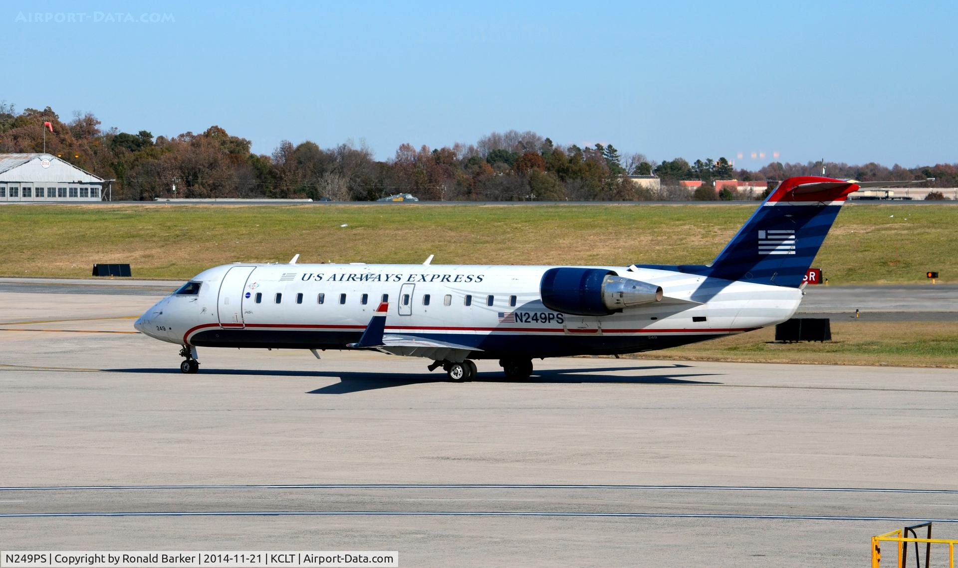 N249PS, 2004 Bombardier CRJ-200ER (CL-600-2B19) C/N 7926, Taxi CLT