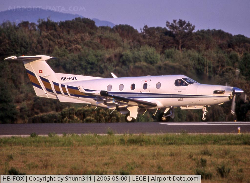 HB-FOX, 2000 Pilatus PC-12/45 C/N 334, Ready for departure...