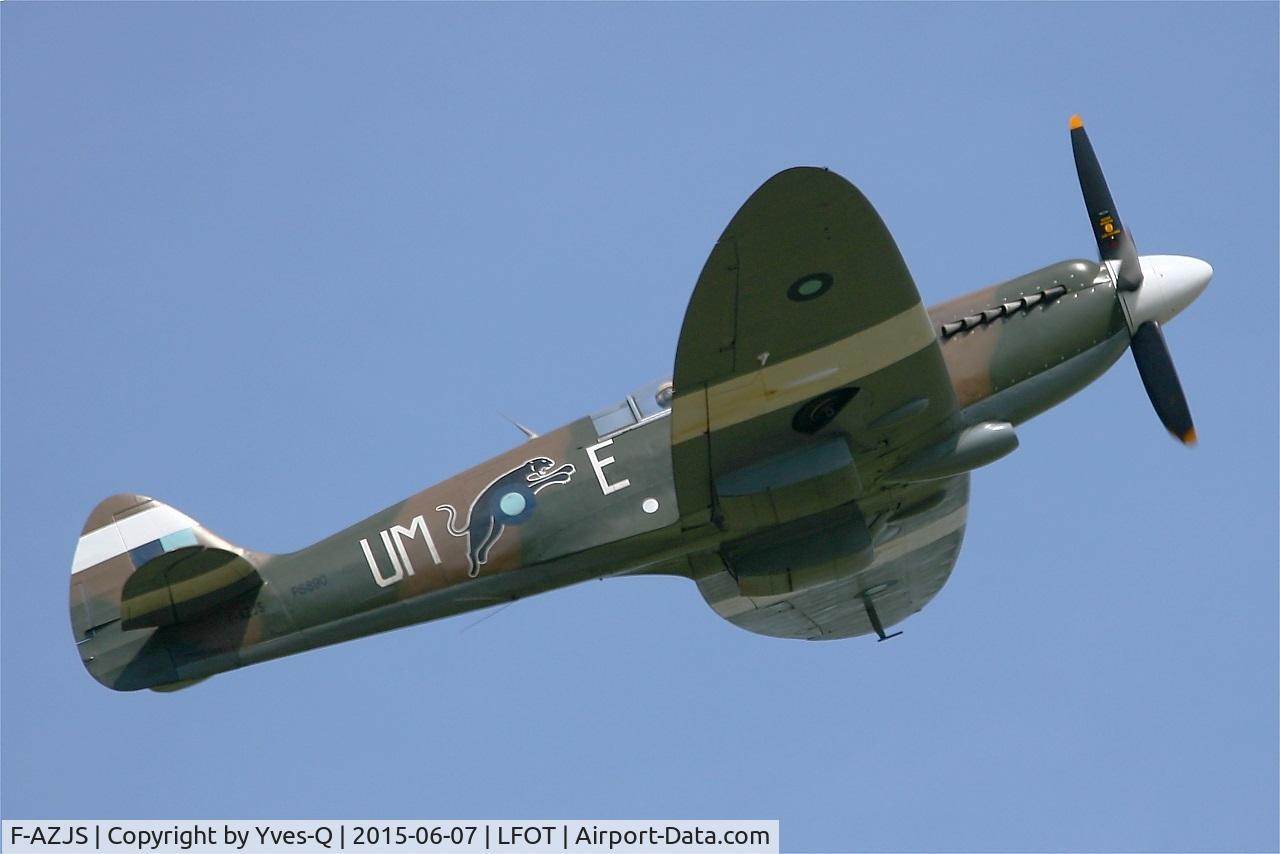 F-AZJS, 1944 Supermarine 389 Spitfire PR.XIX C/N 6S/585110, Supermarine 389 Spitfire PR.XIX, On display, Tours-St Symphorien Air Base 705 (LFOT-TUF) Open day 2015