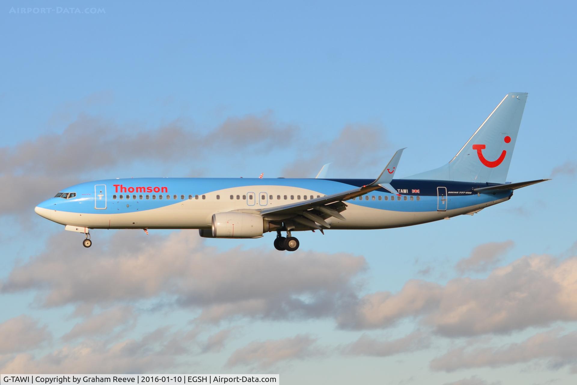 G-TAWI, 2012 Boeing 737-8K5 C/N 37267, Landing at Norwich.