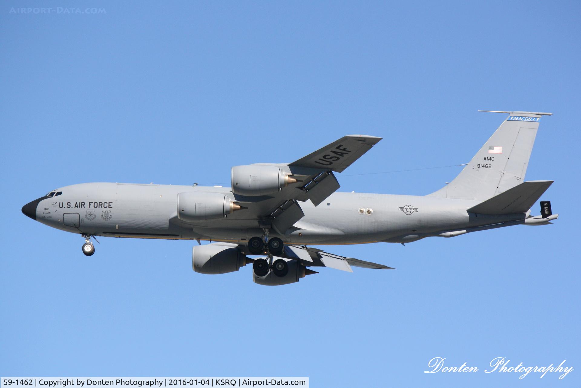 59-1462, 1960 Boeing KC-135T Stratotanker C/N 17950, An US Air Force KC-135 Stratotanker (59-1462) from MacDill Air Force Base on approach to Sarasota-Bradenton International Airport