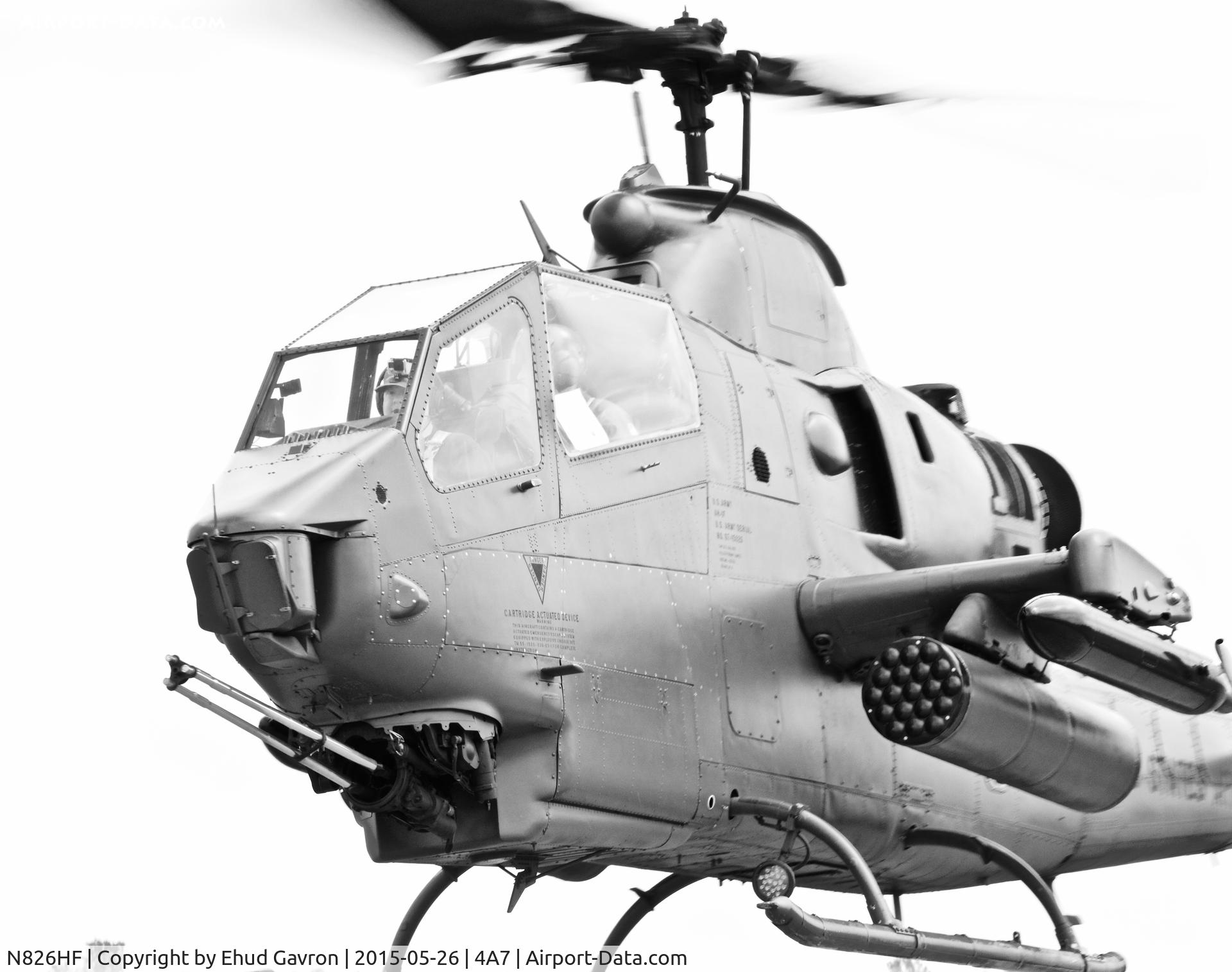 N826HF, 1967 Bell AH-1F Cobra C/N 67-15826, N826HF at Atlanta South (Tara Field)