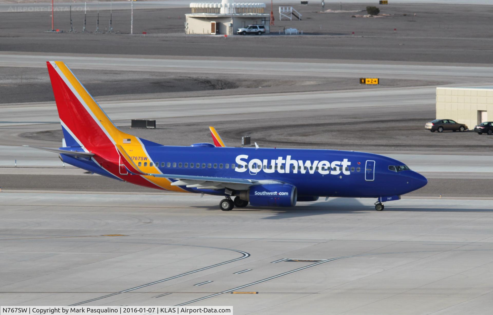 N767SW, 2000 Boeing 737-7H4 C/N 29807, Boeing 737-700