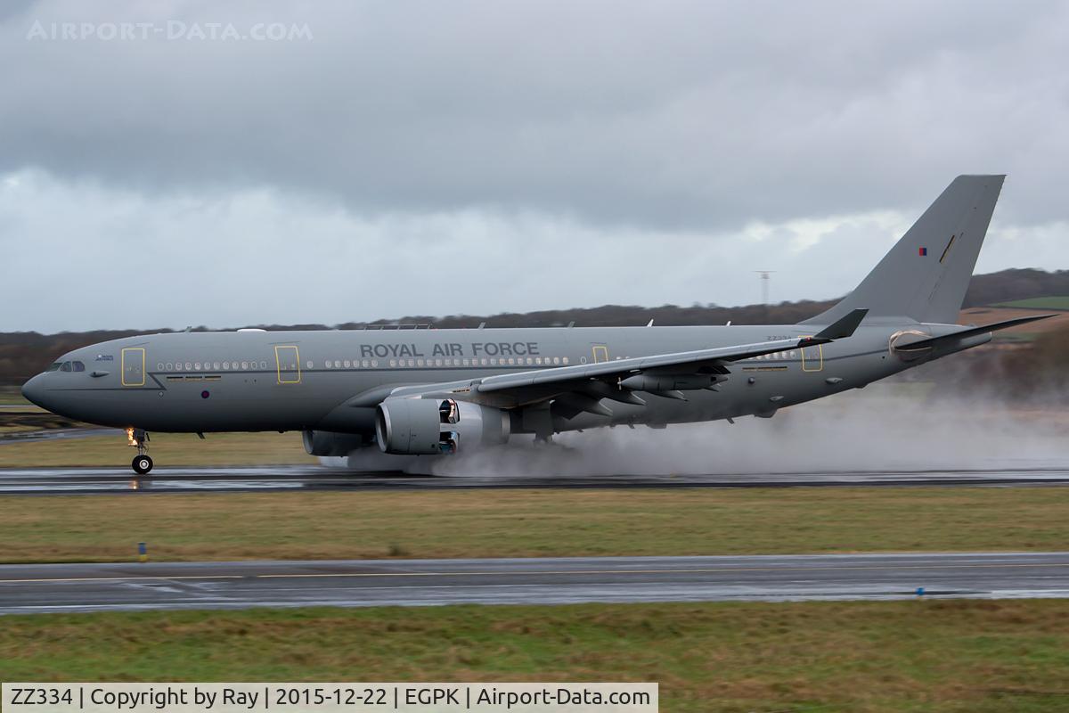 ZZ334, 2009 Airbus KC3 Voyager (A330-243MRTT) C/N 1033, Landing in a wet Prestwick on a training flight