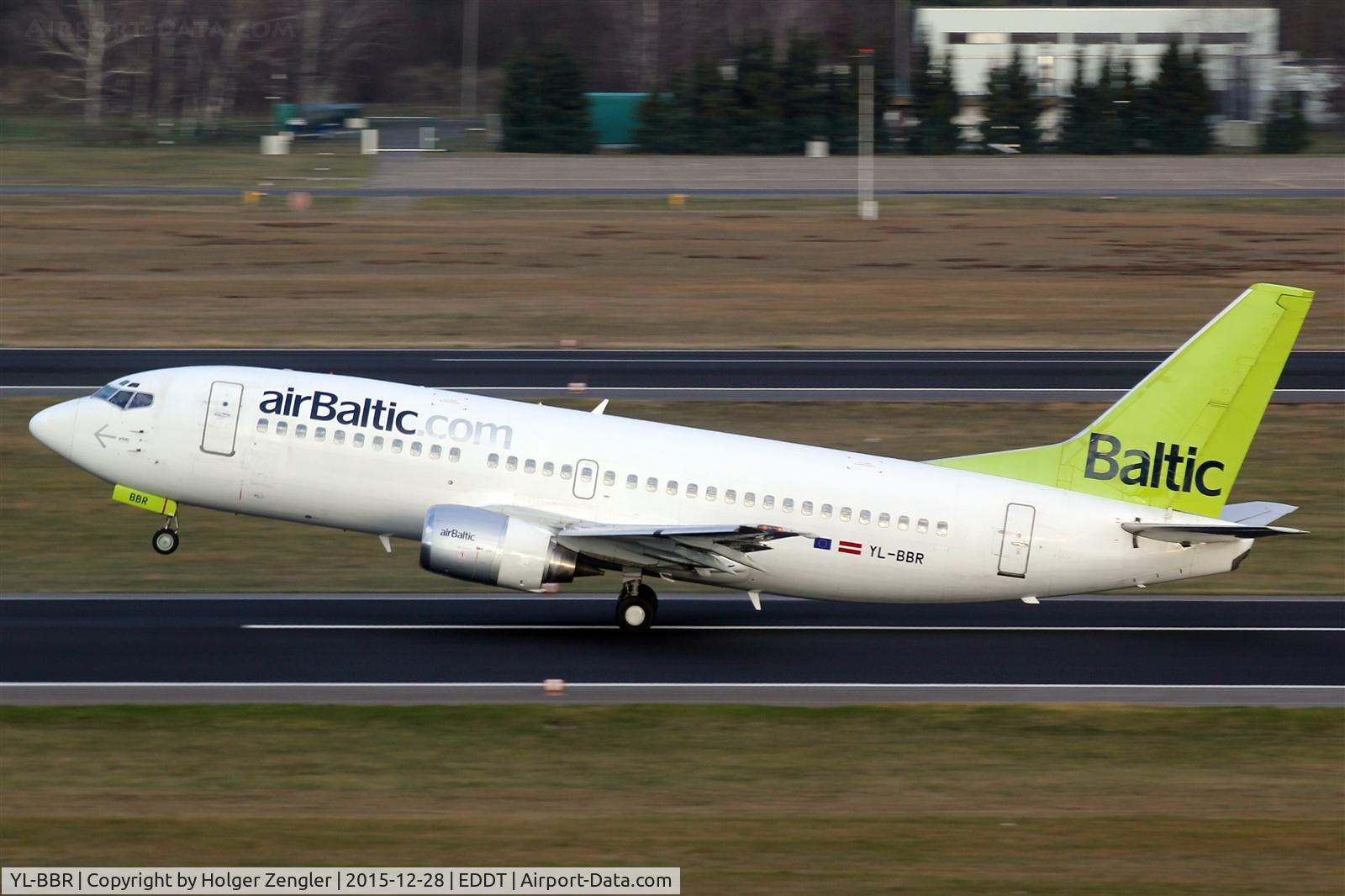 YL-BBR, 1998 Boeing 737-31S C/N 29266, Up and away to RIX....