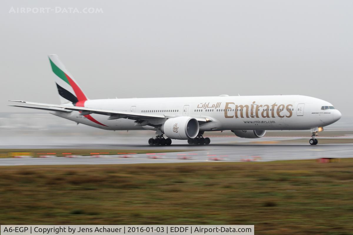 A6-EGP, 2012 Boeing 777-31H/ER C/N 35599, speeding up for DXB