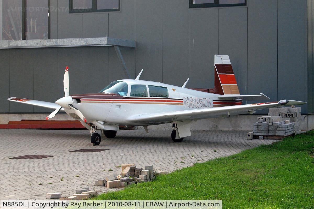 N885DL, 1980 Mooney M20K C/N 250479, Mooney M.20K Model 231 [25-0479] Antwerp-Deurne~OO 11/08/2010