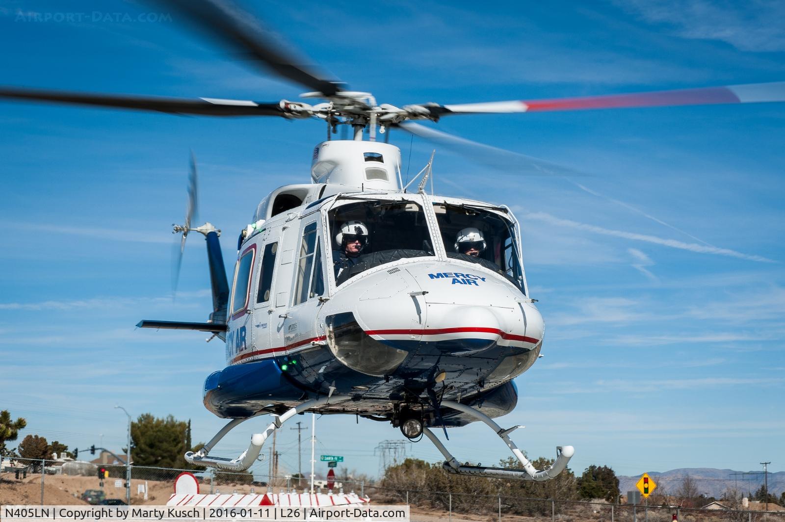 N405LN, 1981 Bell 412 C/N 33025, Departing L26