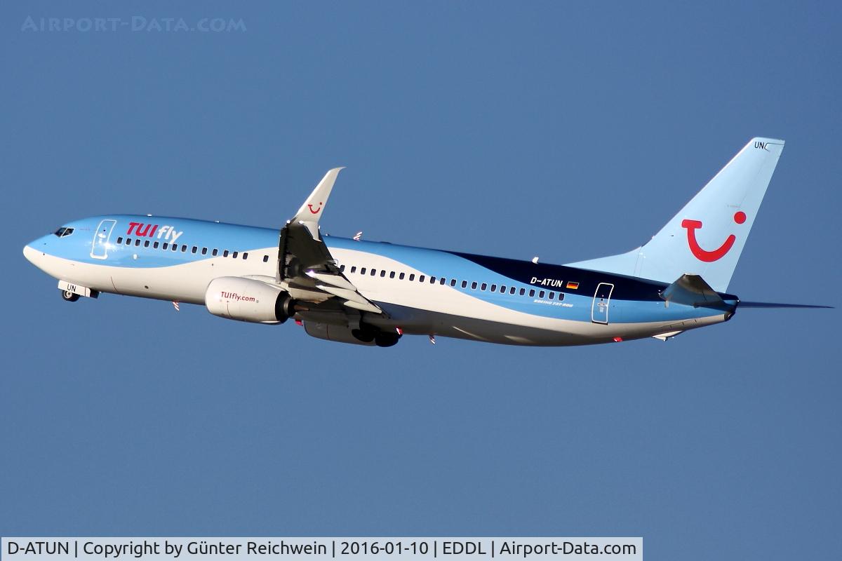 D-ATUN, 2015 Boeing 737-8K5 C/N 41660, Climbing