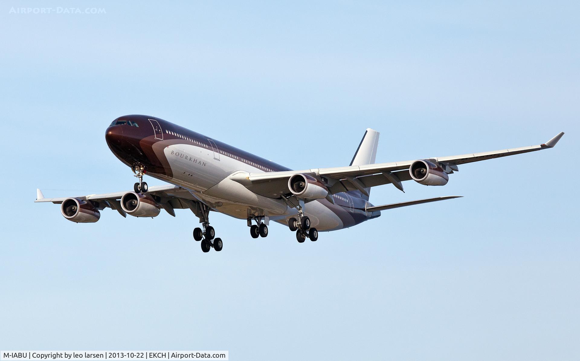 M-IABU, 2008 Airbus A340-313X C/N 955, Copenhagen 22.10.13