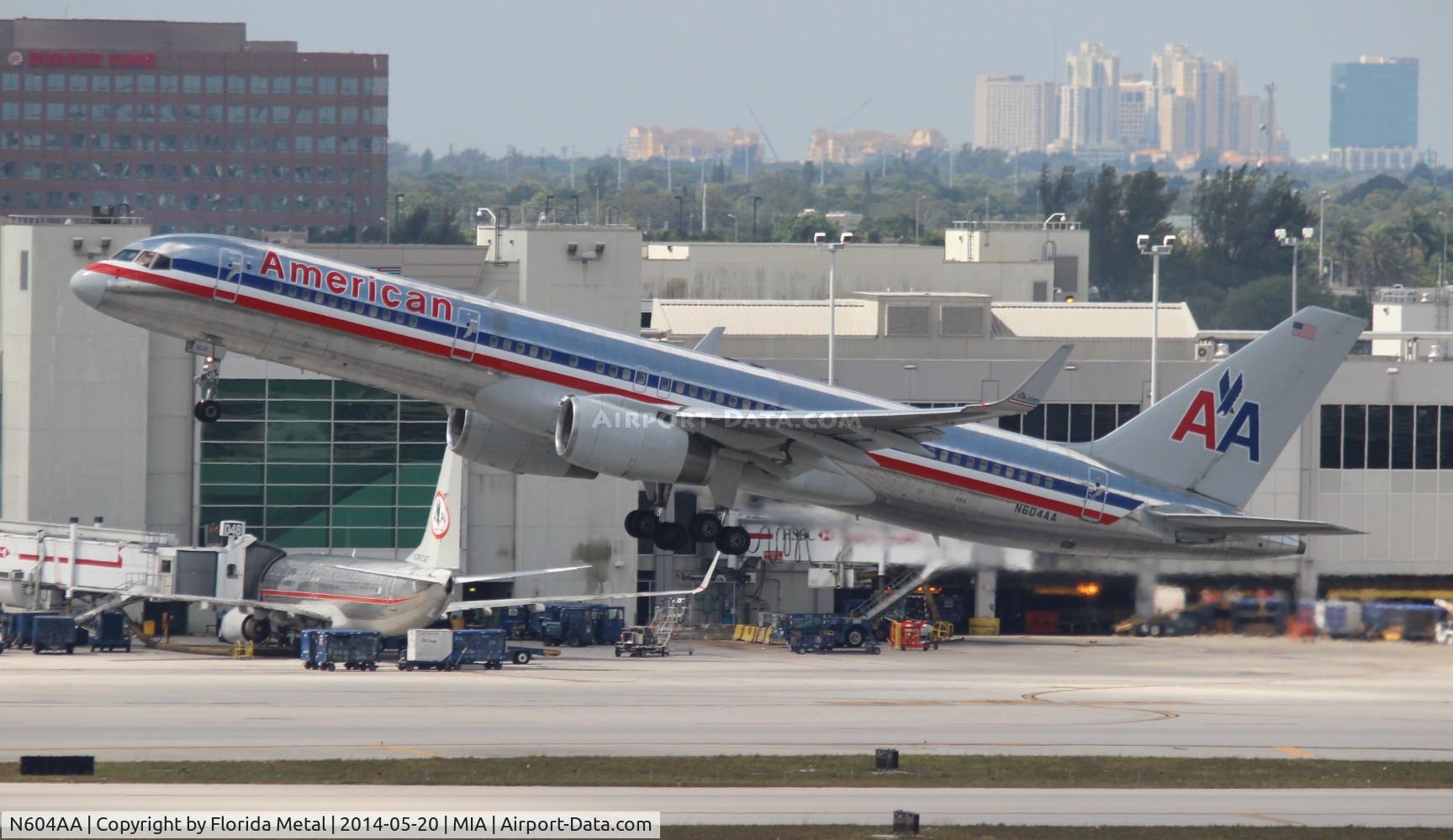 N604AA, 1995 Boeing 757-223 C/N 27055, American