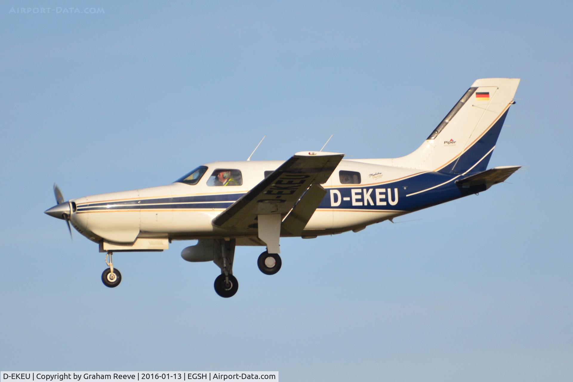 D-EKEU, Piper PA-46-350P Malibu Mirage Malibu Mirage C/N 4636110, Landing at Norwich.