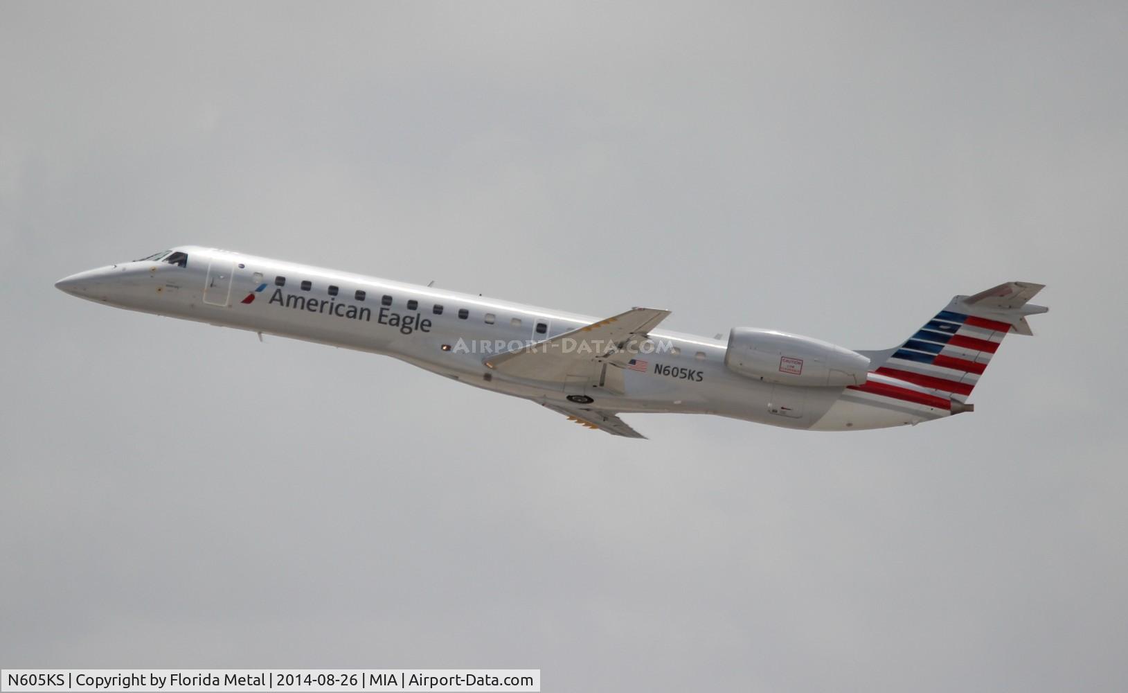 N605KS, 1998 Embraer ERJ-145LR (EMB-145LR) C/N 145059, American Eagle