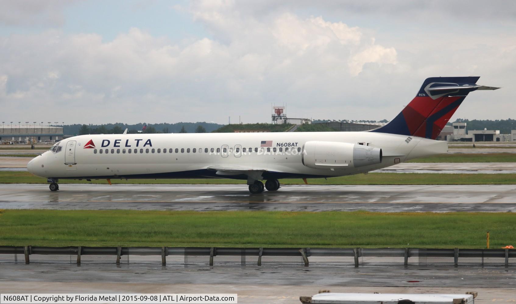 N608AT, 2000 Boeing 717-200 C/N 55081, Delta