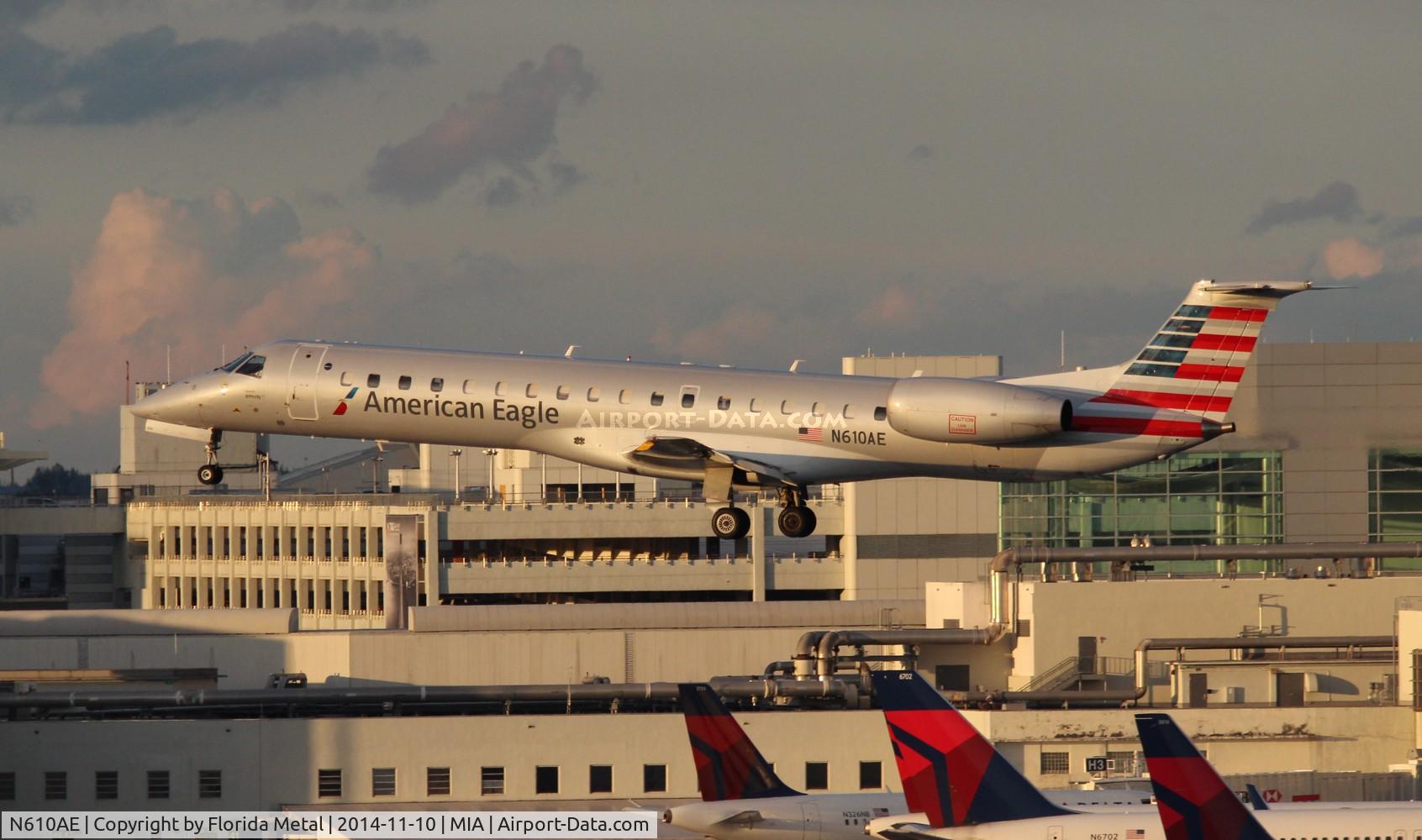N610AE, 1998 Embraer ERJ-145LR (EMB-145LR) C/N 145073, American Eagle