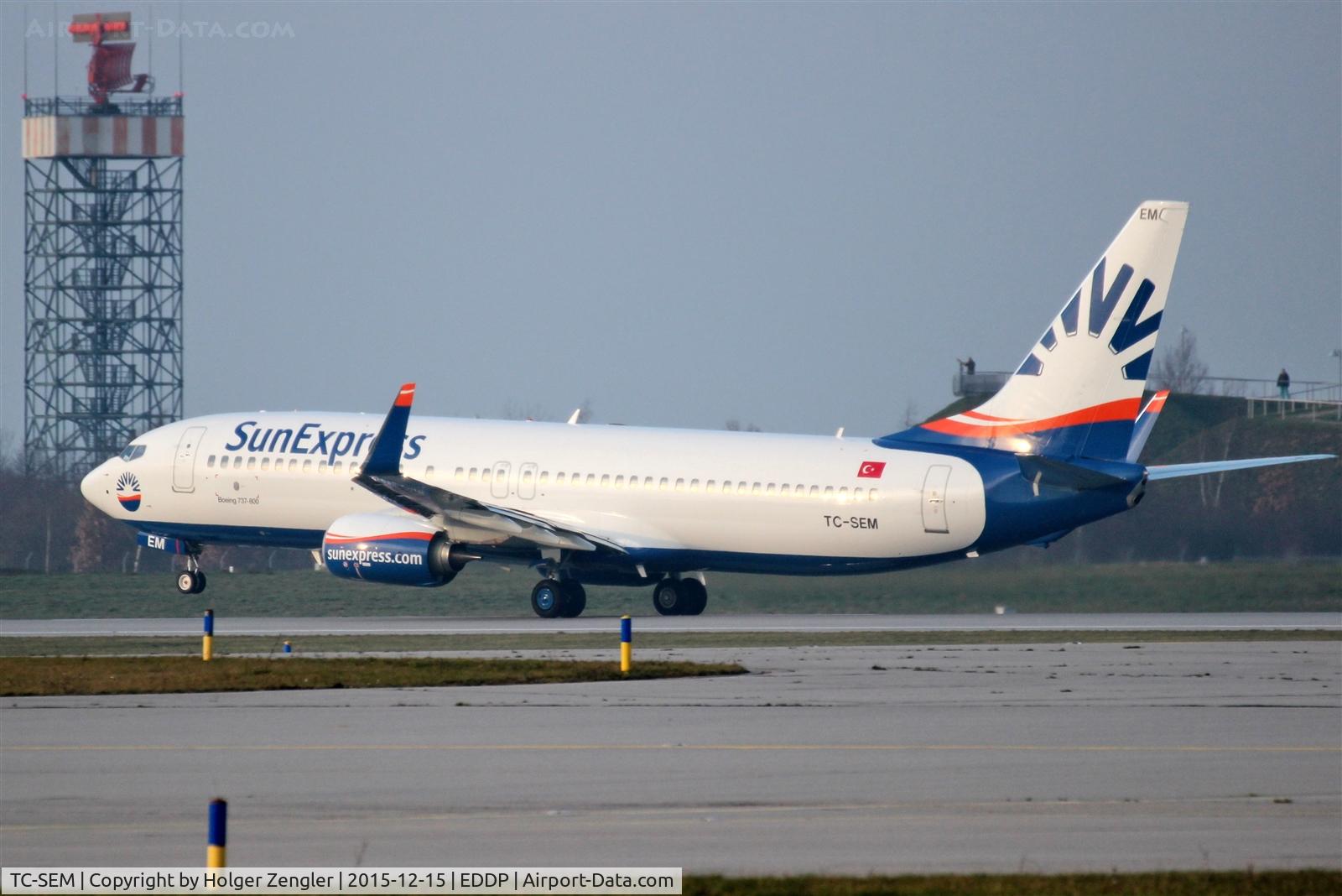 TC-SEM, 2015 Boeing 737-8HC C/N 61173, Departure to sunny beaches....