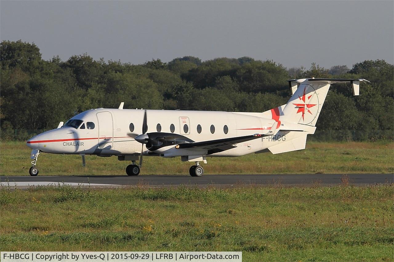 F-HBCG, 1993 Beech 1900D C/N UE-70, Beech 1900D, Taxiing to holding point rwy 07R, Brest-Bretagne Airport (LFRB-BES)