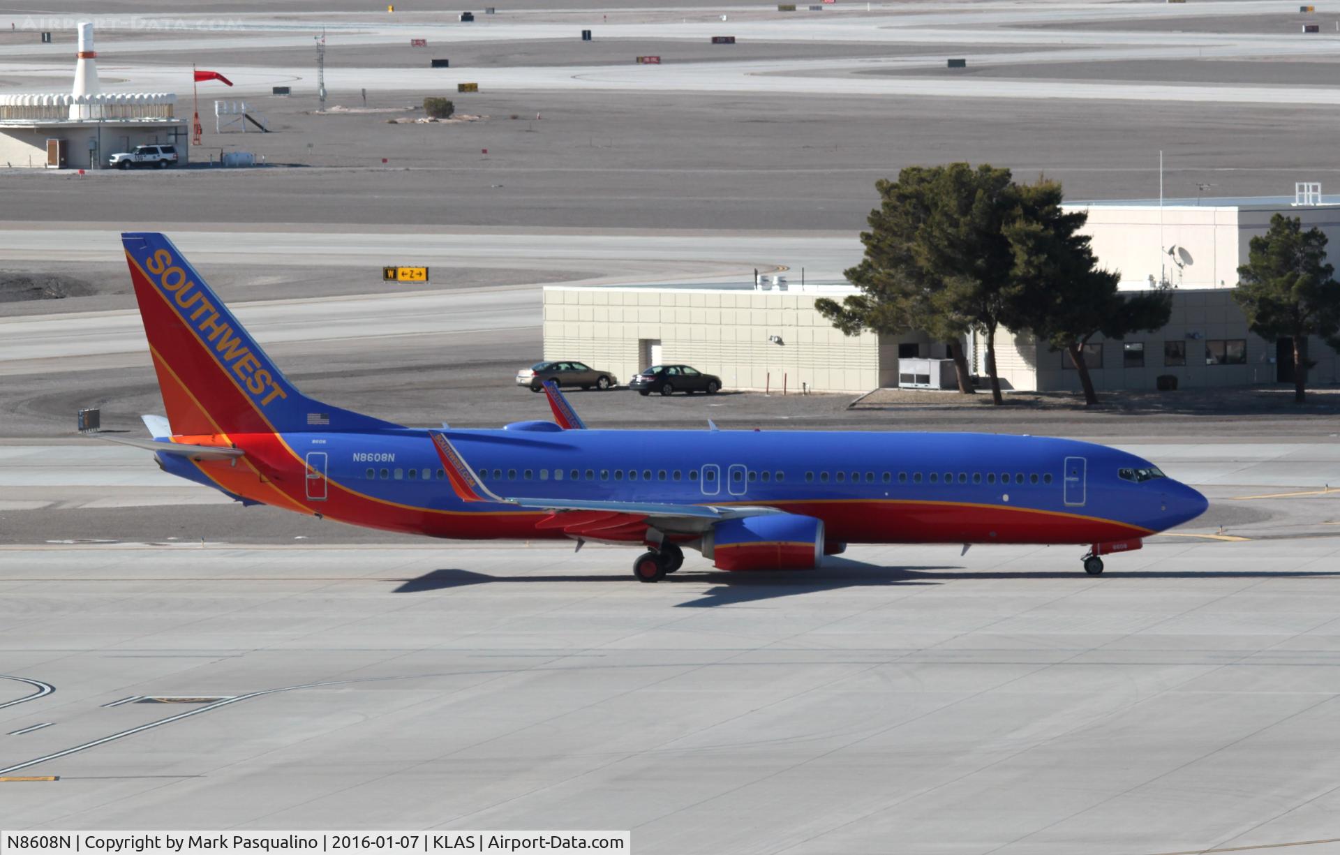 N8608N, 2013 Boeing 737-8H4 C/N 36638, Boeing 737-800