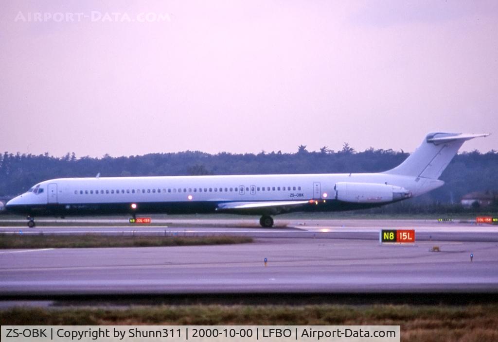 ZS-OBK, 1984 McDonnell Douglas MD-82 (DC-9-82) C/N 49115, Ready for take off from rwy 15L... No titles but in basic 'QualiFlyer Group' c/s... Operated by Air Liberté by the past on lease...