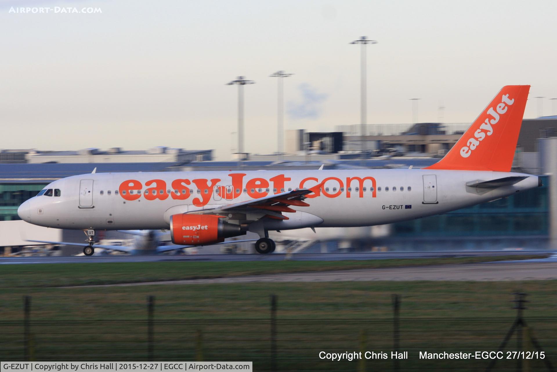 G-EZUT, 2012 Airbus A320-214 C/N 5113, easyJet