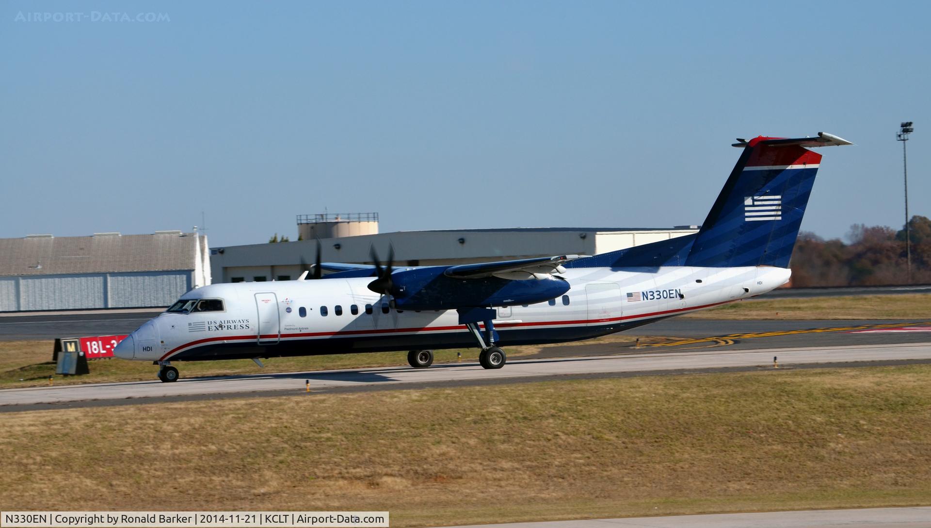 N330EN, 1991 De Havilland Canada DHC-8-311 Dash 8 C/N 274, Taxi CLT