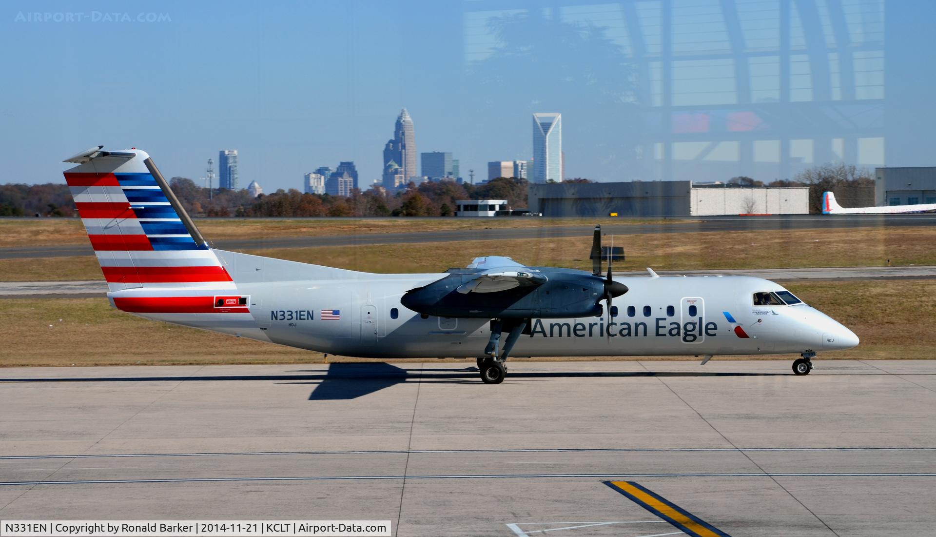 N331EN, 1991 De Havilland Canada DHC-8-311 Dash 8 C/N 279, Taxi CLT