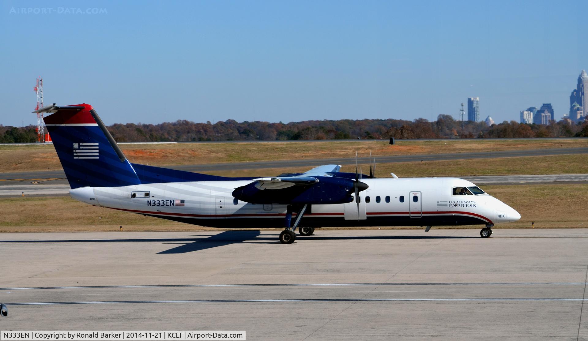 N333EN, 1990 De Havilland Canada DHC-8-311 Dash 8 C/N 221, Taxi CLT