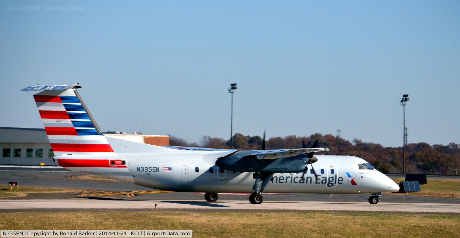 N335EN, 1994 De Havilland Canada DHC-8-311 Dash 8 C/N 375, Takeoff roll CLT