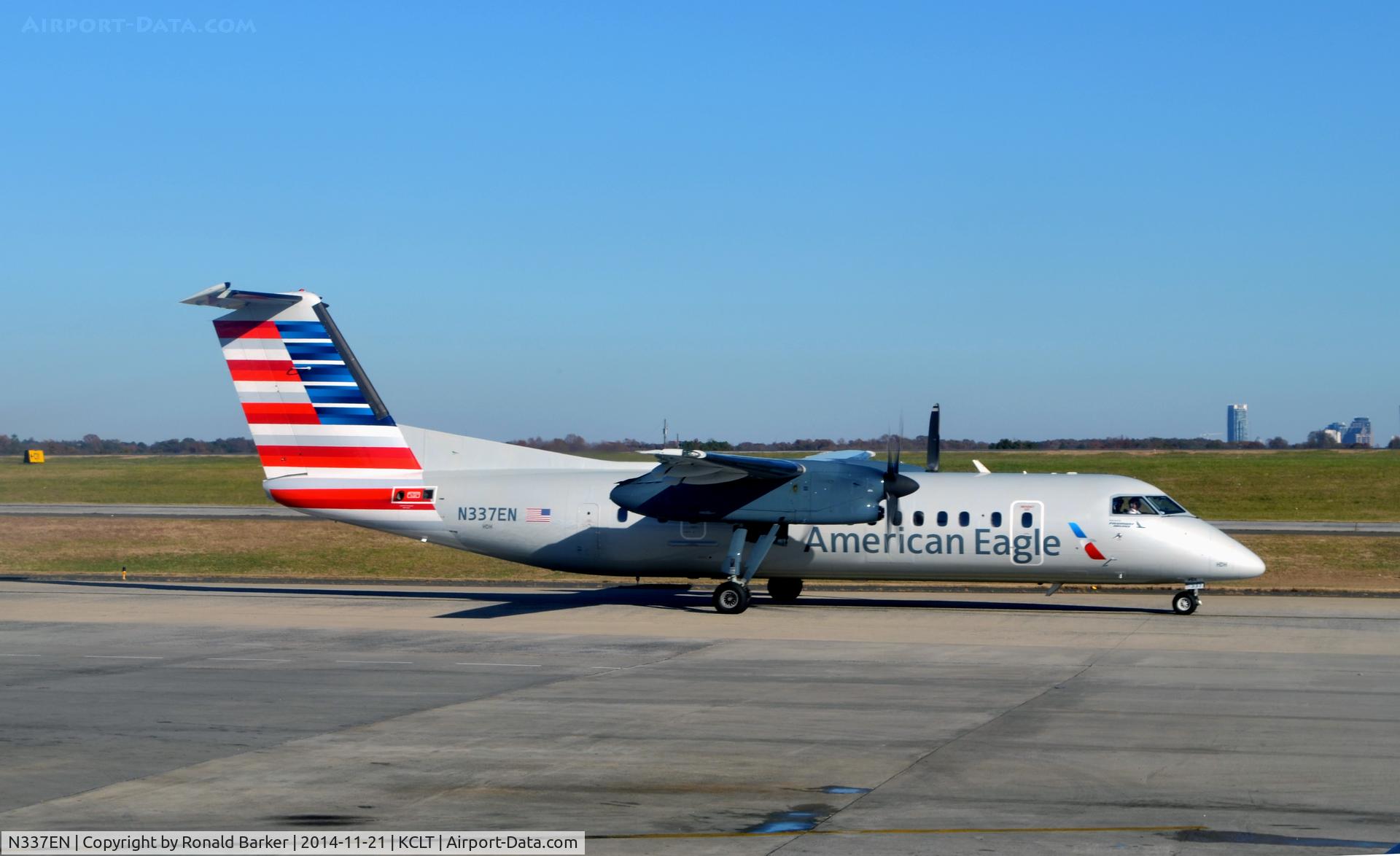 N337EN, 1991 De Havilland Canada DHC-8-311 Dash 8 C/N 284, Taxi CLT