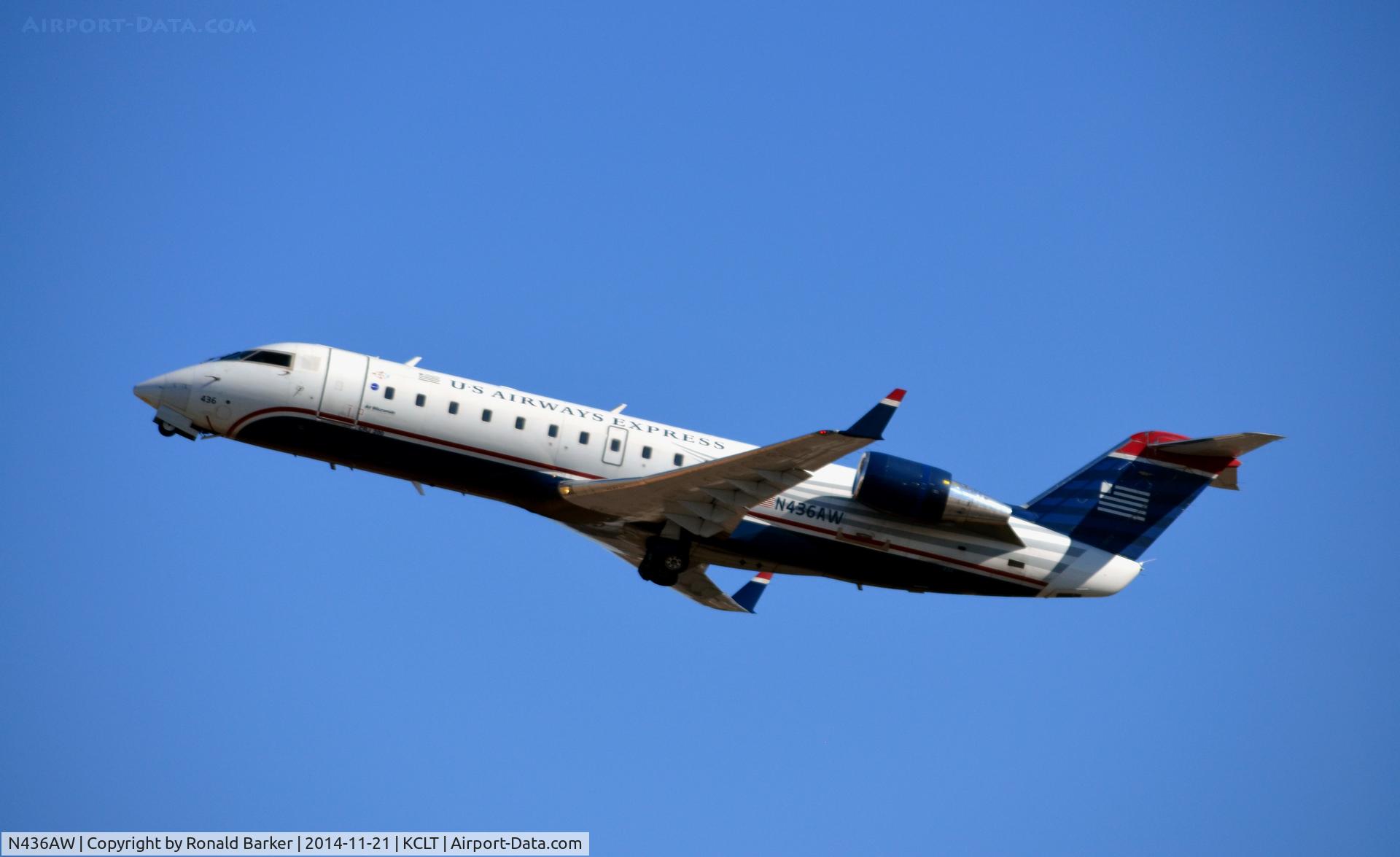 N436AW, 2002 Bombardier CRJ-200LR (CL-600-2B19) C/N 7734, Takeoff CLT