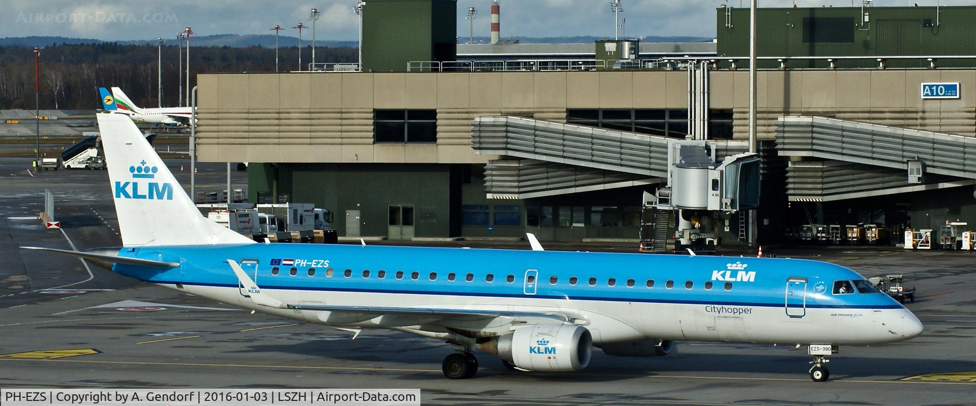 PH-EZS, 2010 Embraer 190LR (ERJ-190-100LR) C/N 19000380, KLM-Cityhopper, is here on the way to the gate at Zürich-Kloten(LSZH)